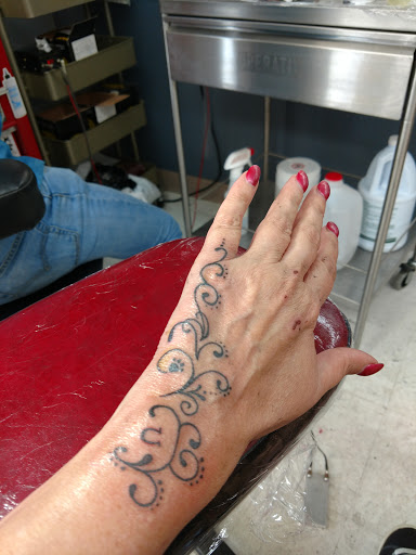 Explore knee tattoo ideas for men, creative tattoo ideas in Brunswick, available at Leftys Tattoo