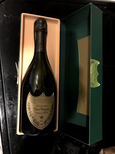 Liquor Store «Value Liquors», reviews and photos, 901 SE Washington Ave, Minneapolis, MN 55414, USA