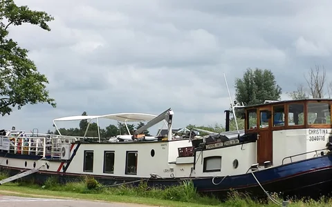 Intersail Floating Hostel boat Avontuur - Amsterdam image