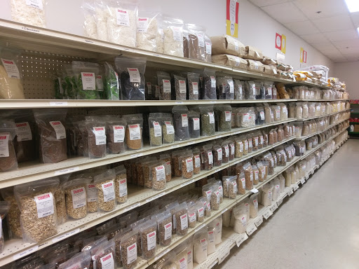 Grocery Store «Champion Grocery», reviews and photos, 1175 NW Gilman Blvd, Issaquah, WA 98027, USA