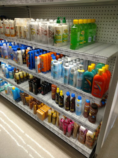 Grocery Store «Meijer», reviews and photos, 13000 Middlebelt Rd, Livonia, MI 48150, USA