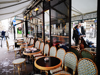 Atmosphère du Restaurant français Le Comptoir des Saints-Pères à Paris - n°2