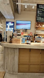 Photo n°68 de Les Grandes Halles du Vieux-Port à Marseille ()