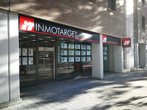 Inmotarget - Av. dIcària, 151, 08005 Barcelona, España