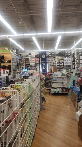 Shopping Mall «Ridgeway Shopping Center», reviews and photos, 2233 Summer St, Stamford, CT 06905, USA