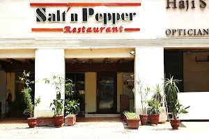 Salt' n Pepper Express Mall Road image