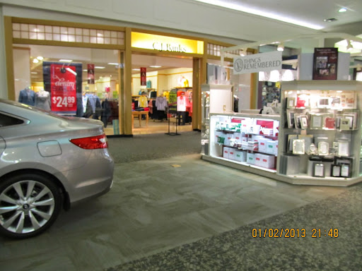 Shopping Mall «Kennedy Mall», reviews and photos, 555 John F Kennedy Rd, Dubuque, IA 52002, USA
