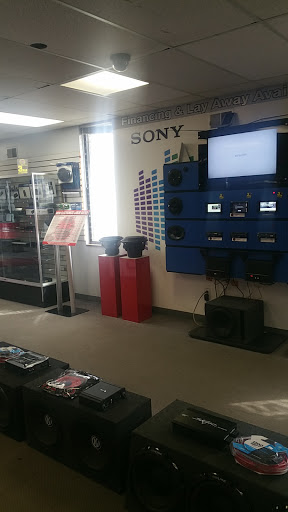 Car Stereo Store «WOW Electronics», reviews and photos, 21165 Gratiot Ave, Eastpointe, MI 48021, USA