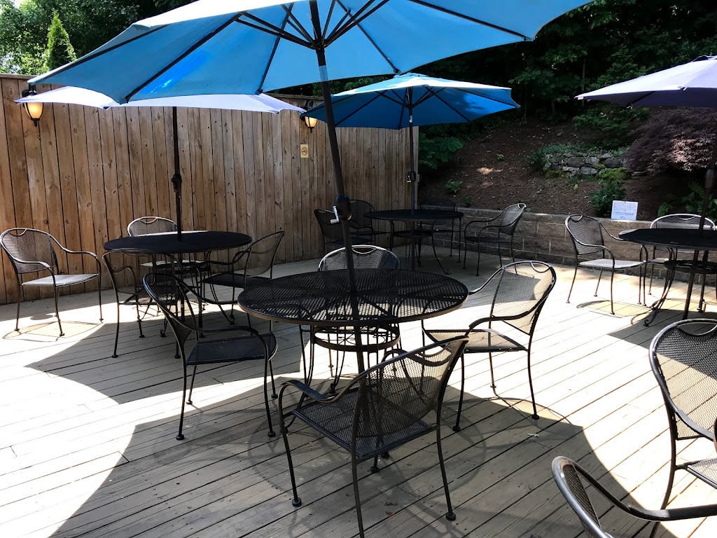 Bella's Pizza and Subs 24210