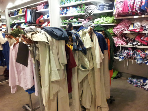 Clothing Store «Abercrombie & Fitch», reviews and photos, 560 Great Mall Dr, Milpitas, CA 95035, USA