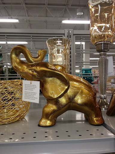 Clothing Store «Burlington Coat Factory», reviews and photos, 8204 S Orange Blossom Trail, Orlando, FL 32809, USA