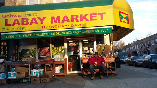 Liquor Store «Little Mo Wine & Spirits», reviews and photos, 1125 Nostrand Ave, Brooklyn, NY 11225, USA