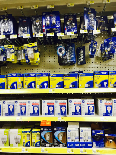 Discount Store «Dollar General», reviews and photos, 37376 Glenwood Rd, Westland, MI 48186, USA