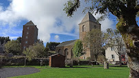 Eglise Notre Dame des Pauvres du Restaurant français Buron de l'Aubrac à Saint-Chély-d'Aubrac - n°14