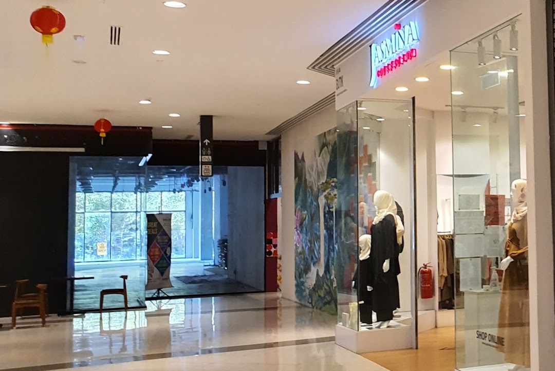 Jasmina Malaysia AEON Nilai Mall