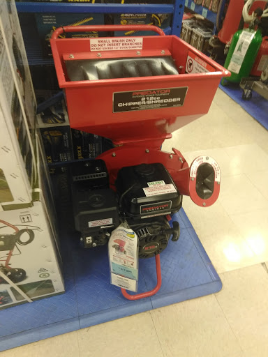 Hardware Store «Harbor Freight Tools», reviews and photos, 3709 Farmington Dr, Greensboro, NC 27407, USA