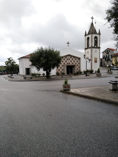 Largo do Rossio 31, 3525-524 Aguieira, Portugal