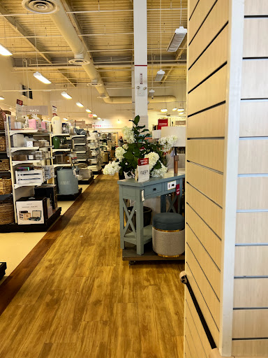 Department Store «HomeGoods», reviews and photos, 2201 Nostrand Ave, Brooklyn, NY 11210, USA