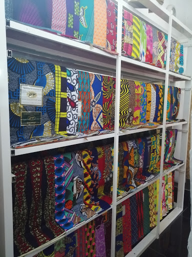 Floxy Queens Beauty Shop, Rd 3, Victoria garden City, Lekki, Nigeria, Outlet Mall, state Ogun