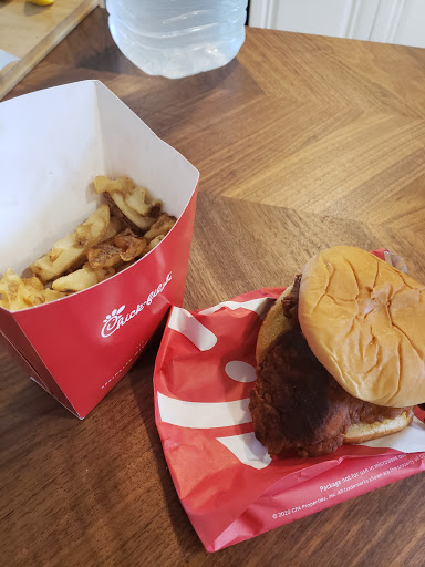 Fast Food Restaurant «Chick-fil-A», reviews and photos, 160 Easton Rd, Warrington, PA 18976, USA