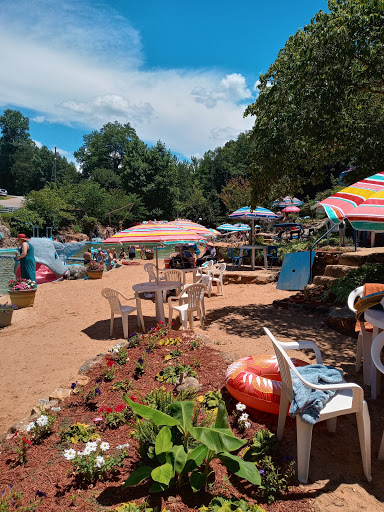 Water Park «Sun Crest Water Park», reviews and photos, 6806 All Healing Springs Rd, Taylorsville, NC 28681, USA