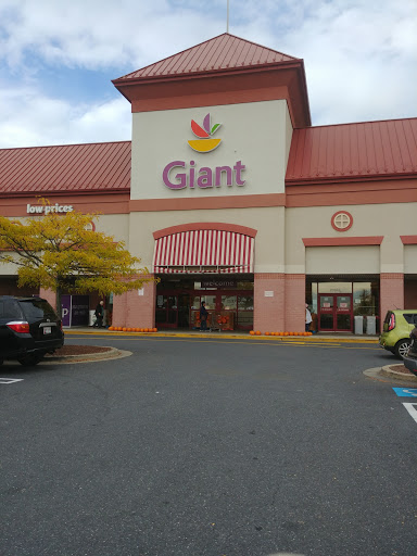 Giant, 13060 Middlebrook Road, Germantown, MD 20874, USA, 