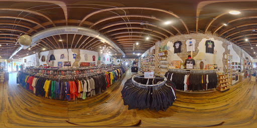 Thrift Store «Fat Rabbit Thrift & Vintage», reviews and photos, 1000 E Oak St, Louisville, KY 40204, USA