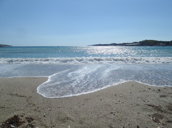 Akti Vouliagmenis beach