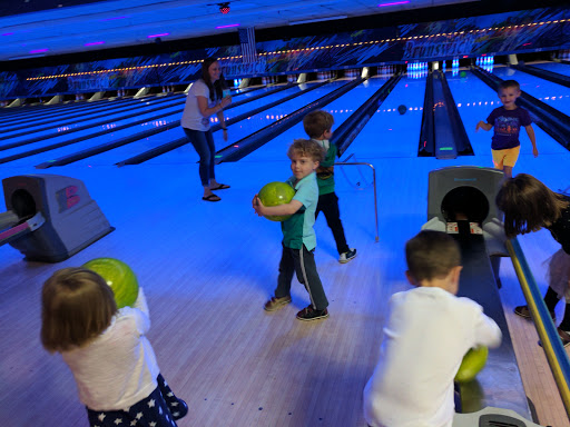 Bowling Alley «Brunswick Zone Normandy Lanes», reviews and photos, 8419 Baltimore National Pike, Ellicott City, MD 21043, USA