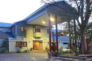 Loerie Guest Lodge image