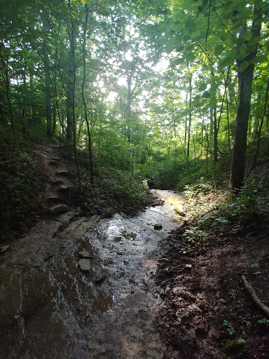 Highland Crossing Trailhead