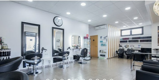 Laura Montenegro Peluquería en Sabadell, Barcelona