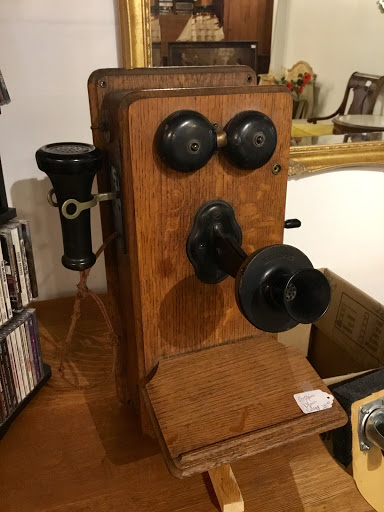 Used Furniture Store «Barrington Resale Shop», reviews and photos, 2214 E Algonquin Rd, Algonquin, IL 60102, USA