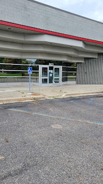 US Post Office - Distribution Center - Photo 7 - Car repair in Lansing, MI, Lansing