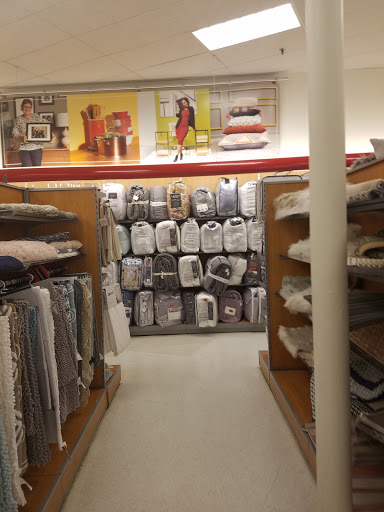 Department Store «T.J. Maxx», reviews and photos, 239 Memorial Ave, West Springfield, MA 01089, USA