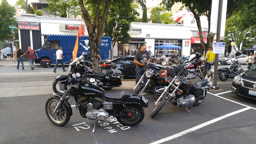 Harley-Davidson Dealer «PDX Speed Shop Harley-Davidson», reviews and photos, 1313 NW Kearney St, Portland, OR 97209, USA