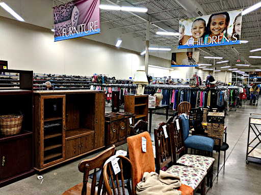 Thrift Store «Goodwill Store & Donation Center», reviews and photos, 123 S Weber Rd, Bolingbrook, IL 60490, USA