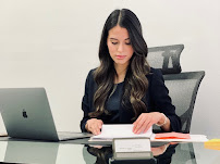 Brenda Garcia Abogada de Inmigración - Immigration Attorney / Car Accidents / Accidente de Carros - Photo 6 - Car repair in Dallas, TX, Fort Worth