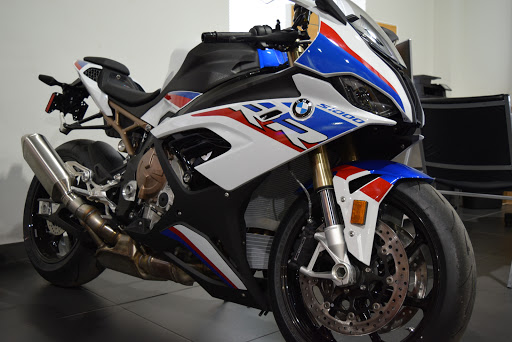 BMW Motorcycle Dealer «BMW Motorcycles of Austin», reviews and photos, 11405 N Interstate Hwy 35, Austin, TX 78753, USA