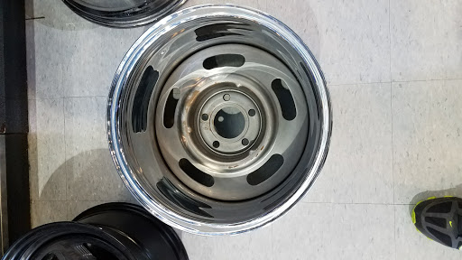 Auto Parts Store «Summit Racing Equipment», reviews and photos, 20 King Mill Rd, McDonough, GA 30253, USA