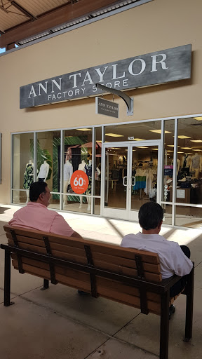 Shopping Mall «Rio Grande Valley Premium Outlets», reviews and photos, 5001 E Expy 83, Mercedes, TX 78570, USA