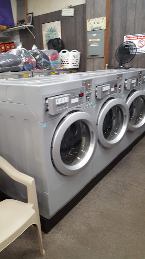 Cleaners «Village Fabric Care Center», reviews and photos, 12 Klarides Village Dr, Seymour, CT 06483, USA