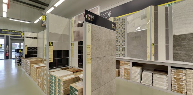 Reviews of Topps Tiles Cardiff Newport in Cardiff - Hardware store