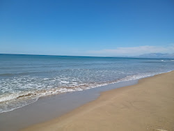 Foto von Spiaggia di Mondragone mit sehr sauber Sauberkeitsgrad