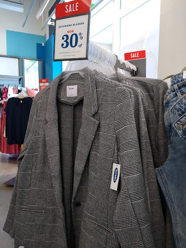 Clothing Store «Old Navy», reviews and photos, 4300 Towne Center Dr, Louisville, KY 40241, USA