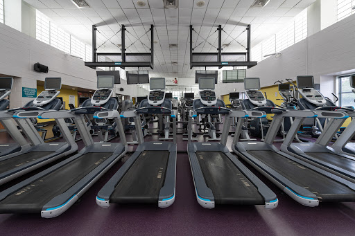 Gymnasiums with swimming pools in Philadelphia