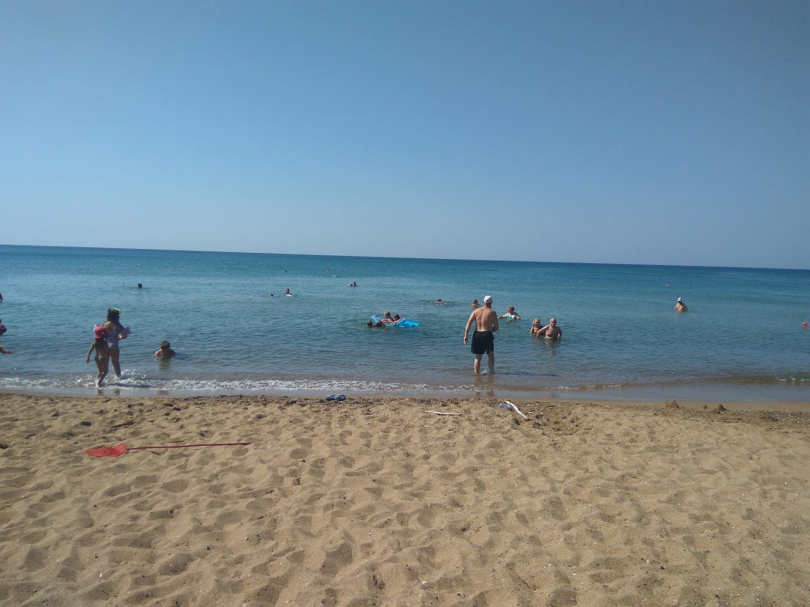 Photo of Vartholomio beach - recommended for family travellers with kids