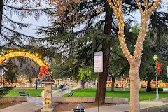 Todos Santos Plaza