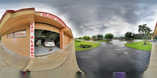 Pawn Shop «Pine Ridge Pawn & Jewelry», reviews and photos, 2033 Pine Ridge Rd #4, Naples, FL 34109, USA