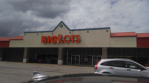 Discount Store «Big Lots», reviews and photos, 6282 Pearl Rd, Parma Heights, OH 44130, USA